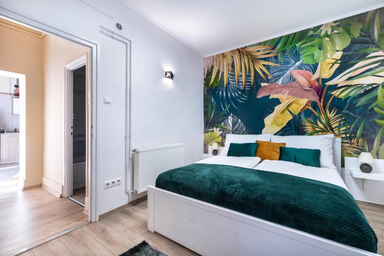 Simply The Best Location Budapest Exterior foto